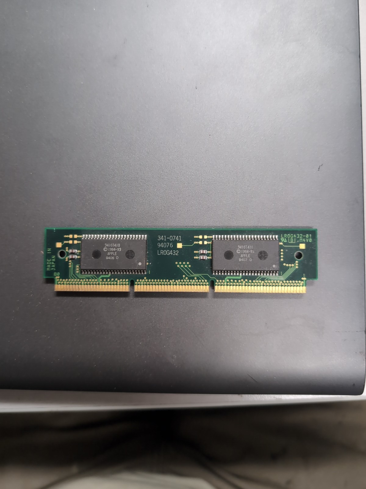 Genuine Apple 341-0741 Ram Module LR0G432-01