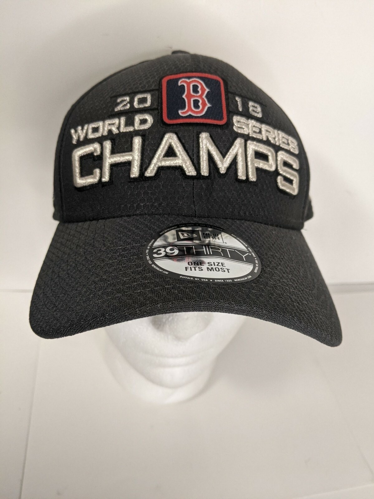 Boston Red Sox 2018 World Series Champs hat New Era one size fits most 39Thirty
