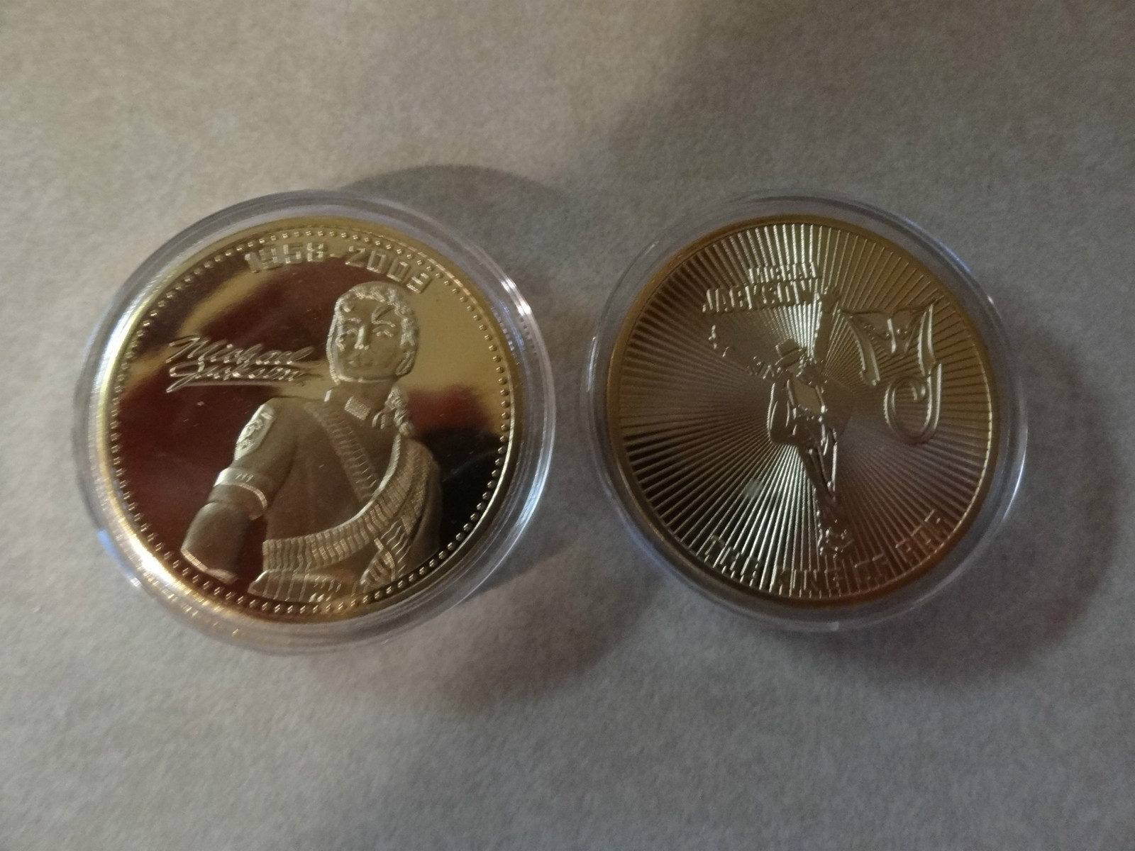 CHALLENGE COIN REMEMBERING MICHAEL JACKSON THE KING OF POP FREE CAPSULE