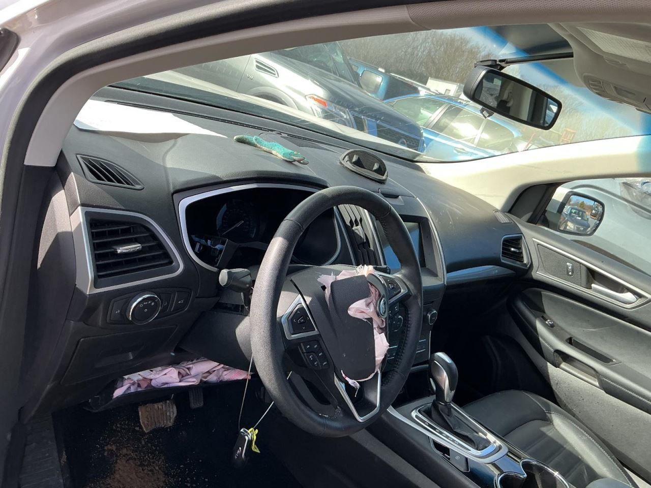 EDGE 2017 Glove Box 4964728