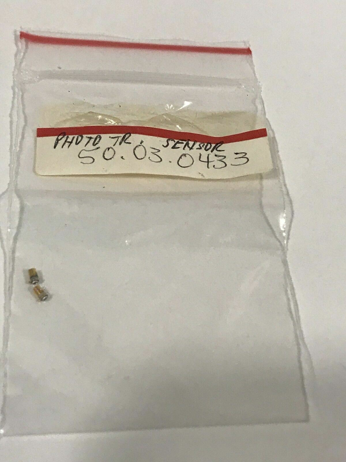 (2) STUDER 50.03.0433 Phototransistor LS-600 NPN 11.00 A80 A81