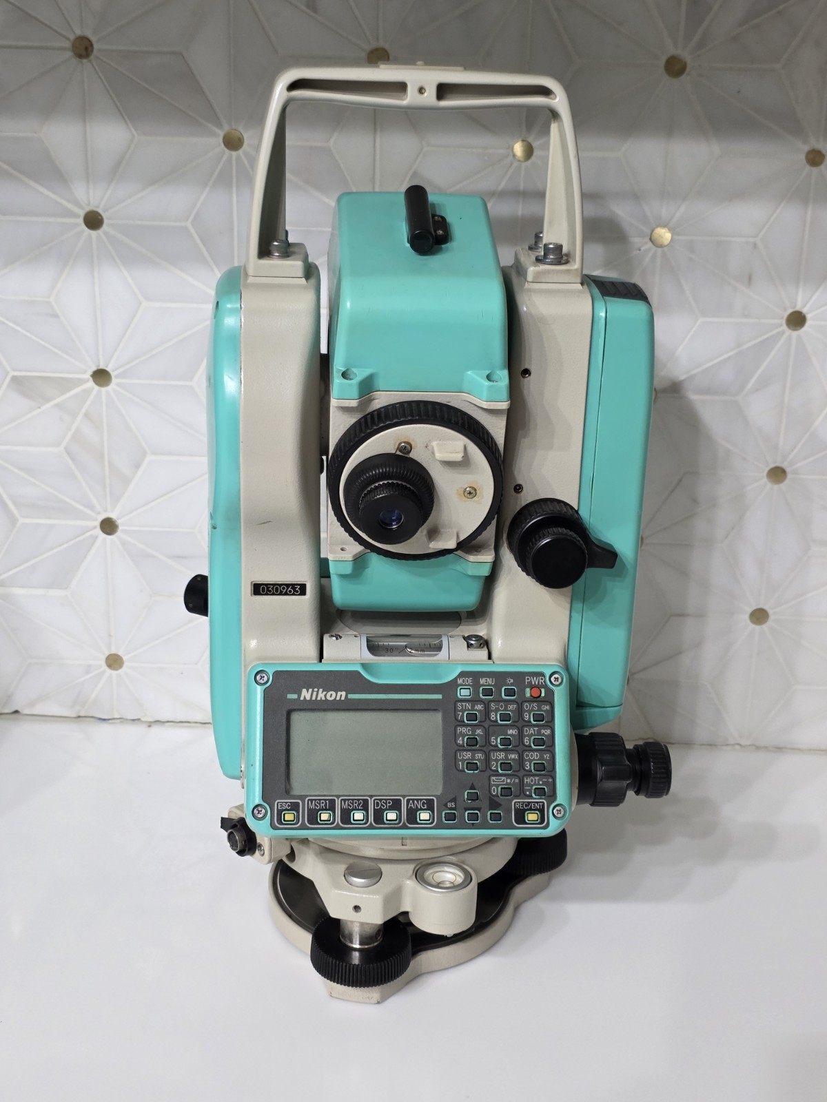NIKON NPL-352 UNTESTED
