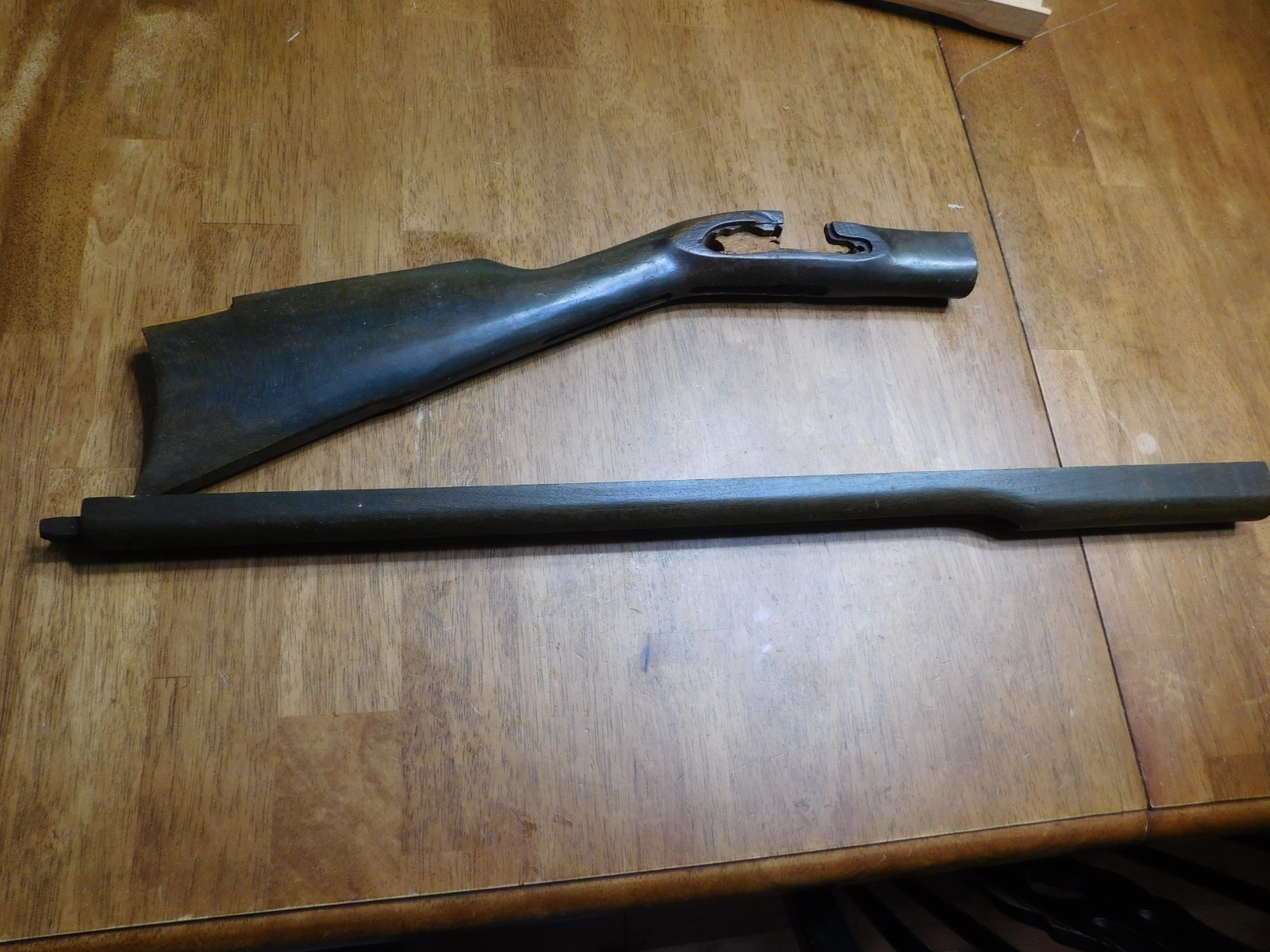 Kentucky Rifle Muzzleloader 7/8” Channel Wood Stock Set