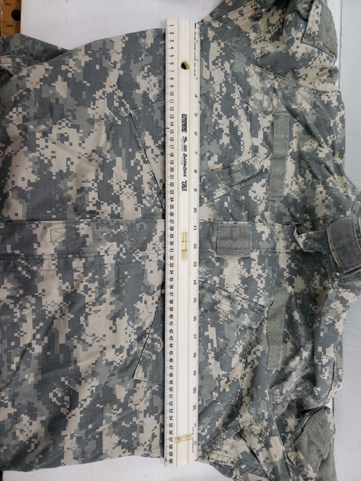 US Army ACU digital Coat  Summer Combat Issue  Medium- Long 8415-01-586-0645