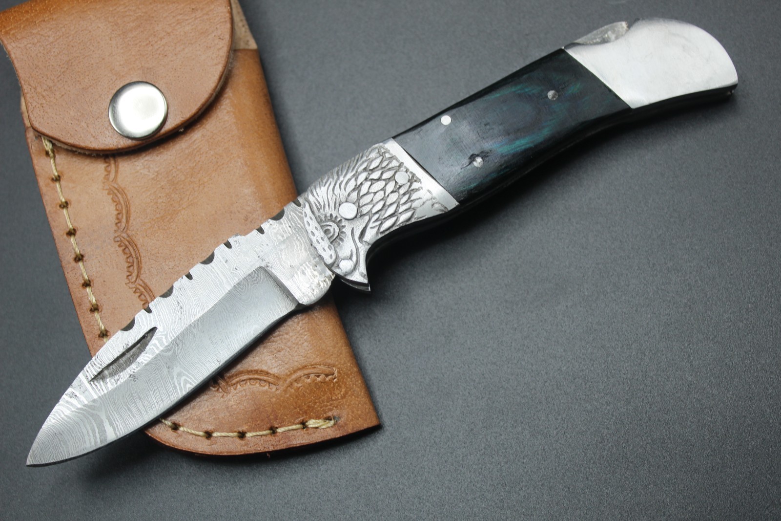 Custom Handmade Forged Damascus Steel Folding Pocket Knife , Back-Lock