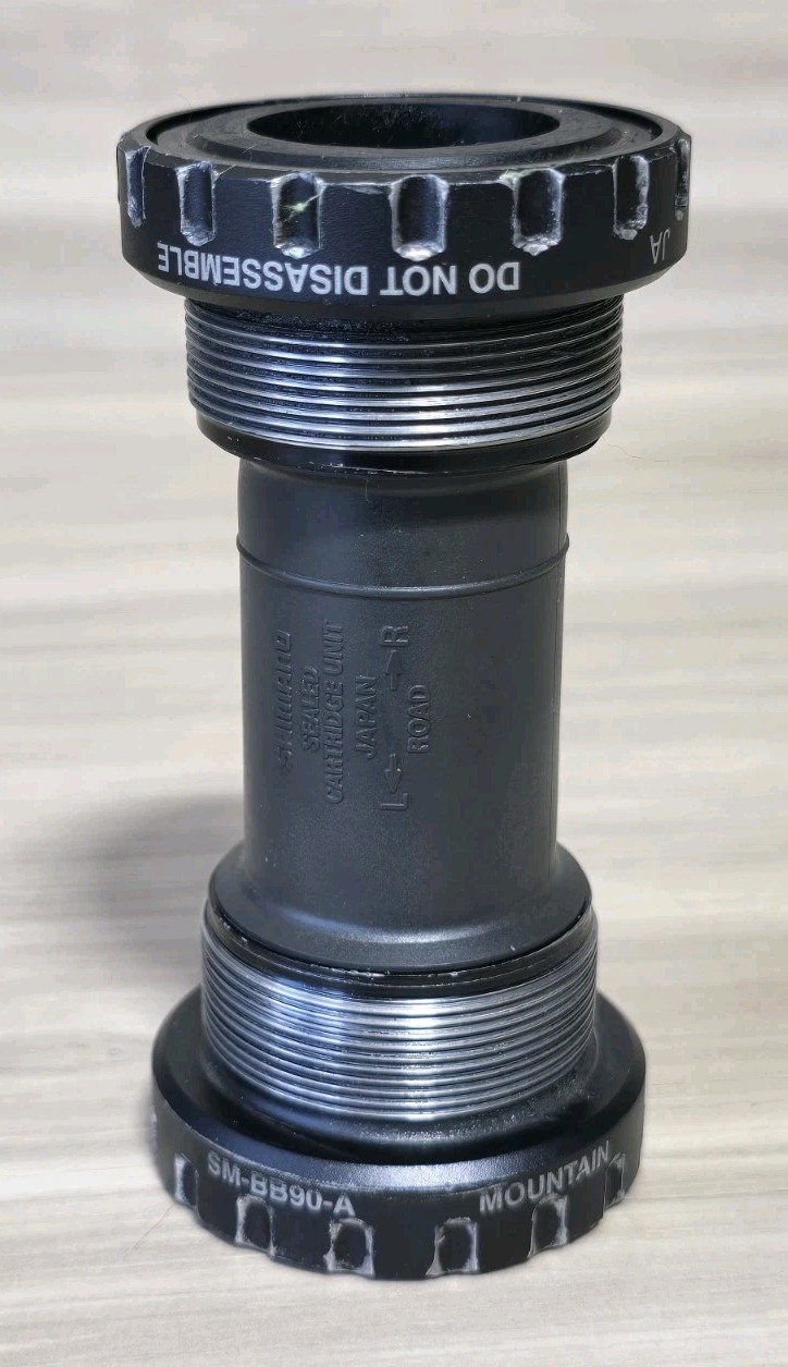 Shimano XTR SM-BB90 Hollow Tech 2 Bottom Bracket Threaded Mountain Bike DH Black