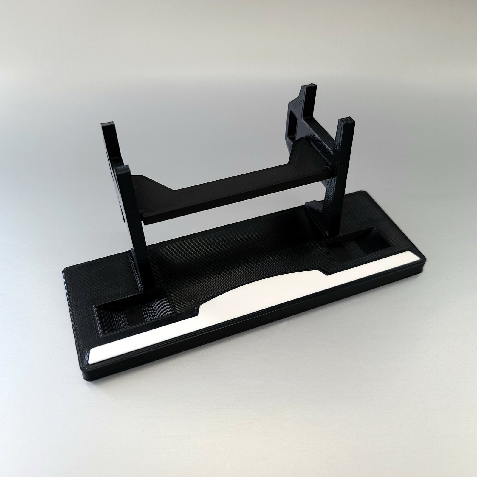 Display Stand for Sega Genesis Mega Drive 3 / 6 Button Controller / 3D Printed