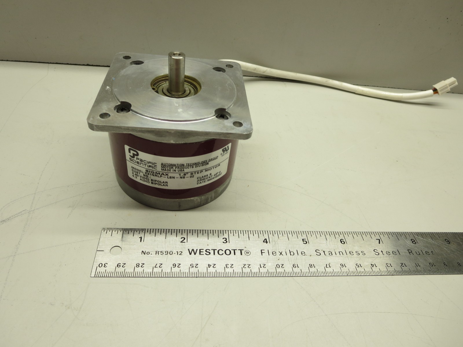 Pacific Scientific, E31NRLP-LSN-NS-02, Stepper Motor, 1.8 Degree, 2.83 Vdc,4.2A