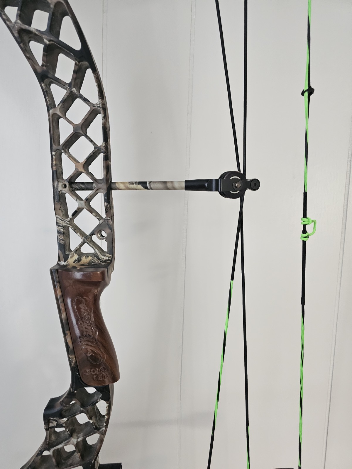 Mathews Helim Heli-m Compound Bow