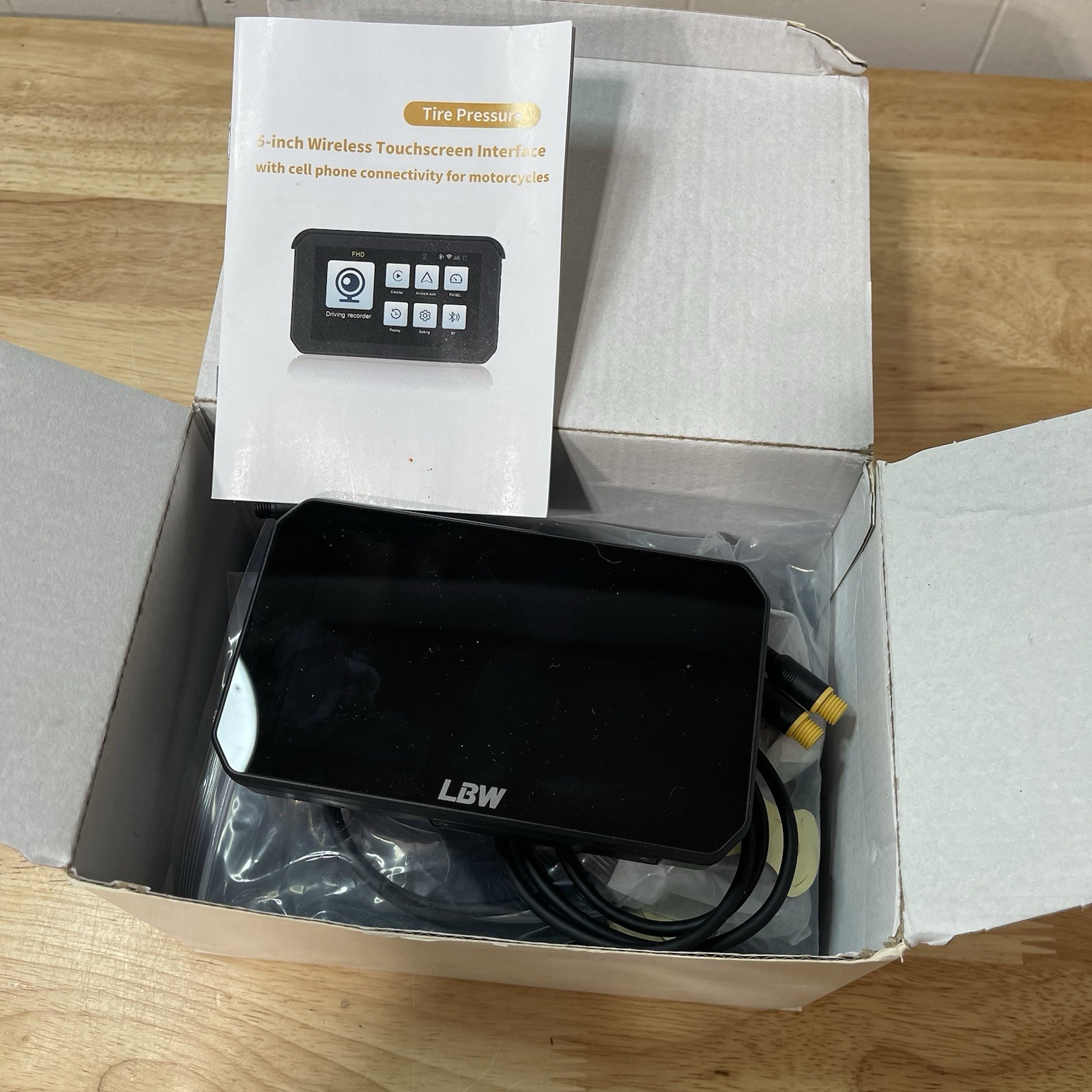 Waterproof Motorcycle Navigation GPS Wireless Carplay Android Auto Screen / TPMS