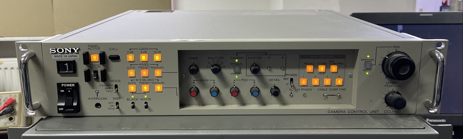 Sony CCU-M7 Camera Control Unit for DXC-M7 + BDA - from dealer