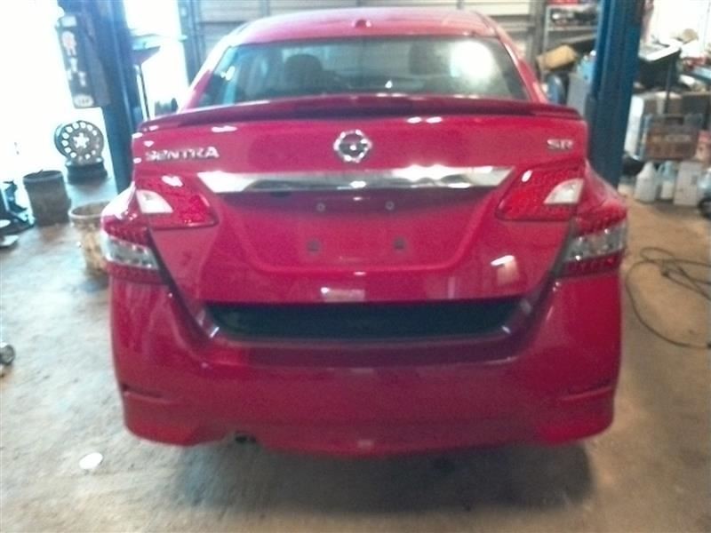 Passenger Right Front Spindle/Knuckle Fits 11-19 LEAF 10226792