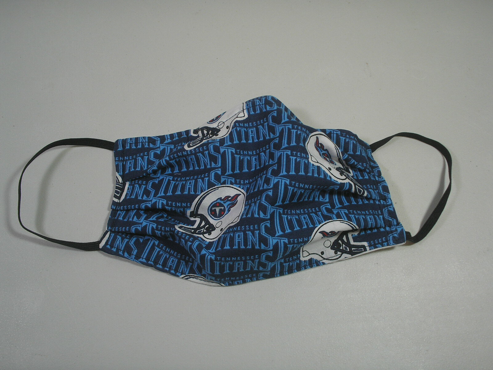 Tennessee Titans Pleated 100% Cotton Face Mask w/Nose Strip Fits Most Adults NEW