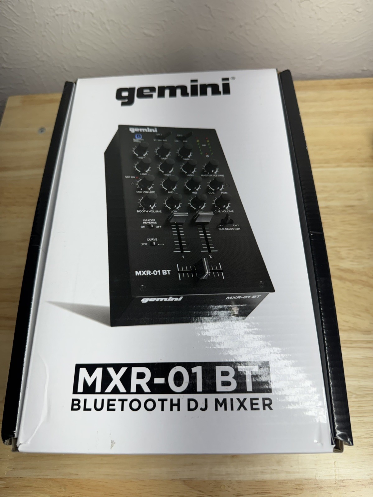 Gemini Audio Equipment MXR-01BT 2-Channel Professional Mixers Bluetooth Input DJ