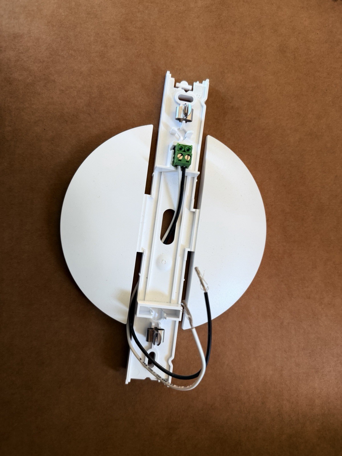 Philips Hue Perifo White Round Wall Mount Plate