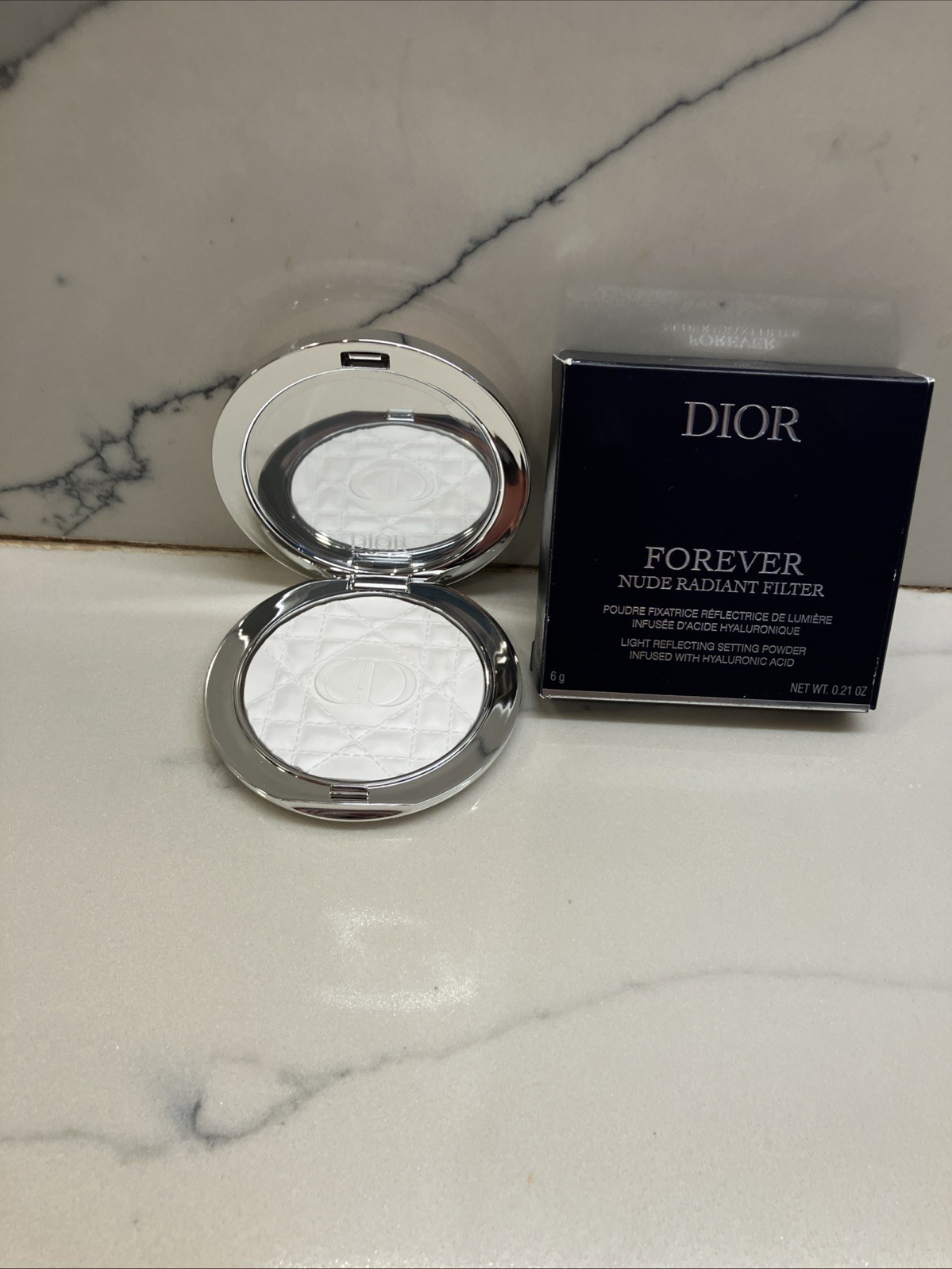 DIOR Forever Nude Radiant Filter-00 Luminescent