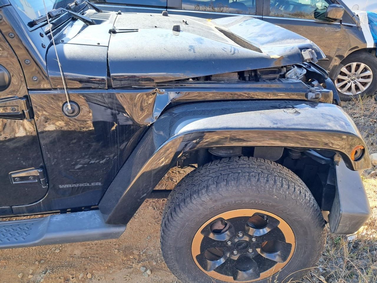 TJ 2014 Glove Box 4861711
