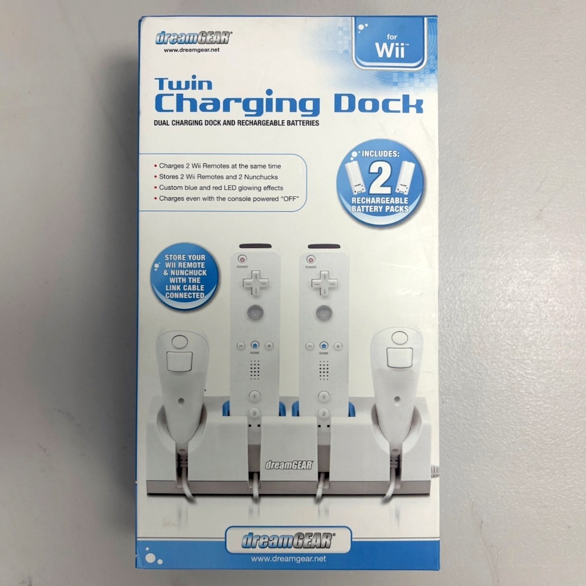 dreamGEAR Twin Charging Dock for Nintendo Wii w/2 Rechargeable Battery Packs NEW