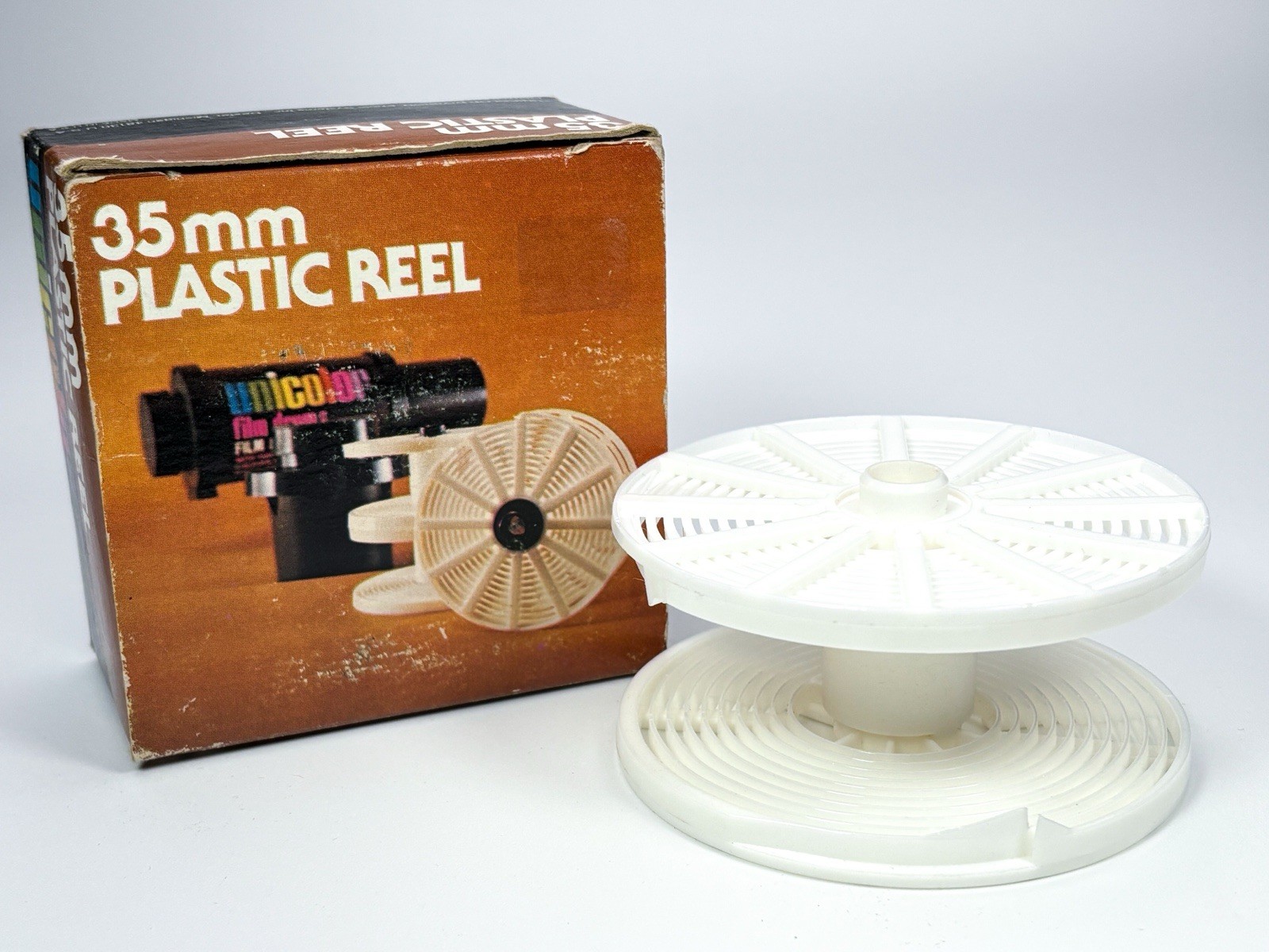 Vintage Unicolor 35mm Plastic Reel With Box