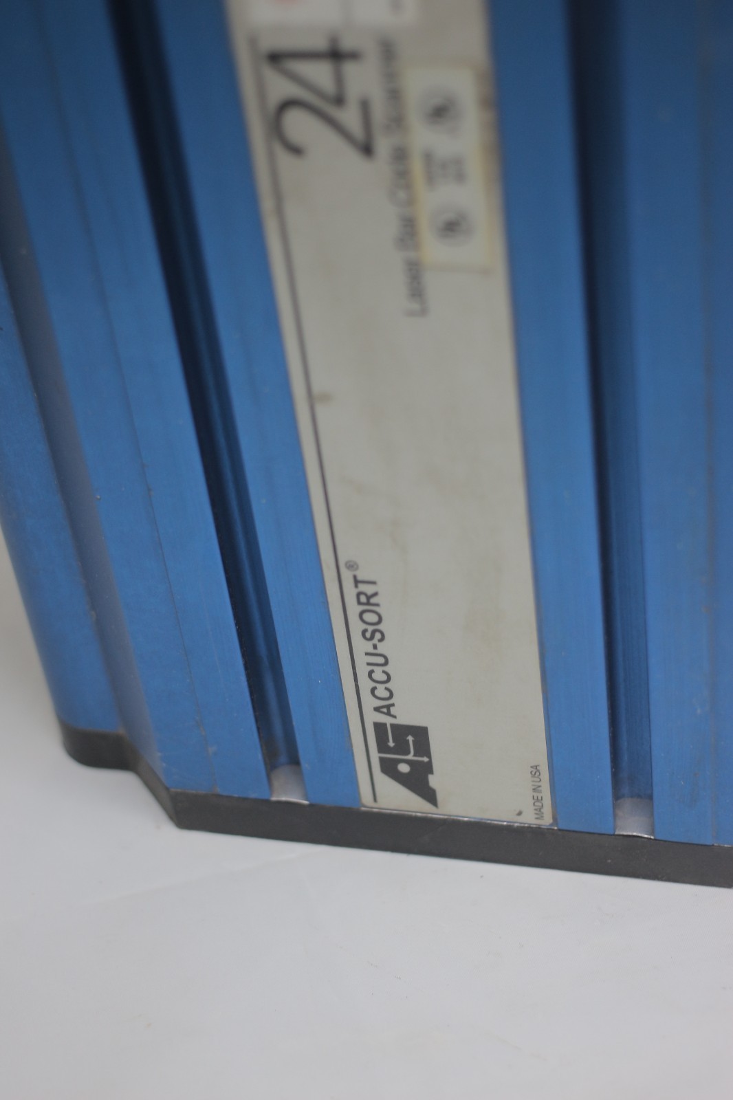 ACCU-SORT 24i LASER BAR CODE SCANNER