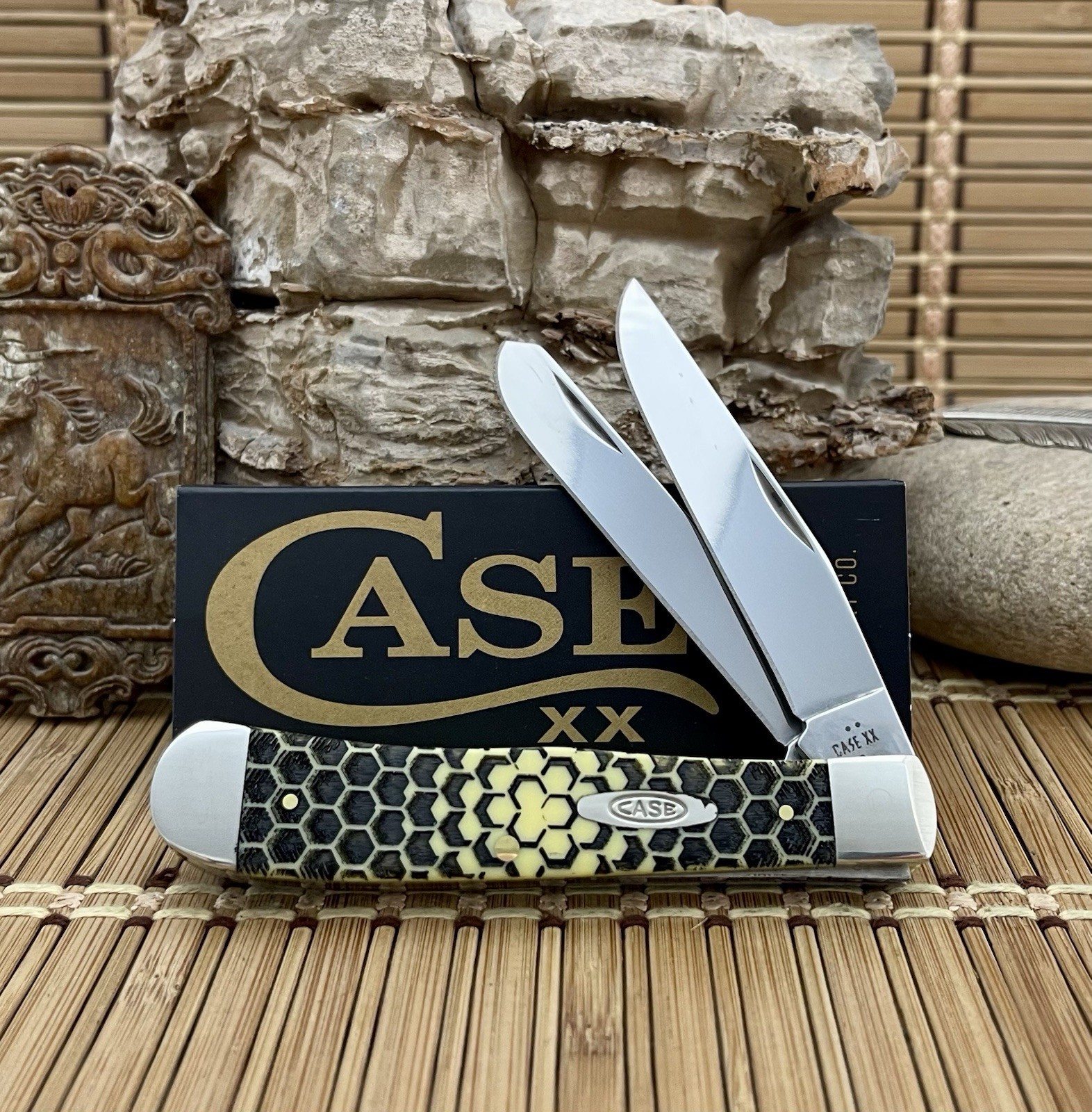 Case XX USA Smooth Yellow HONEYCOMB Stainless Trapper Pocket Knife