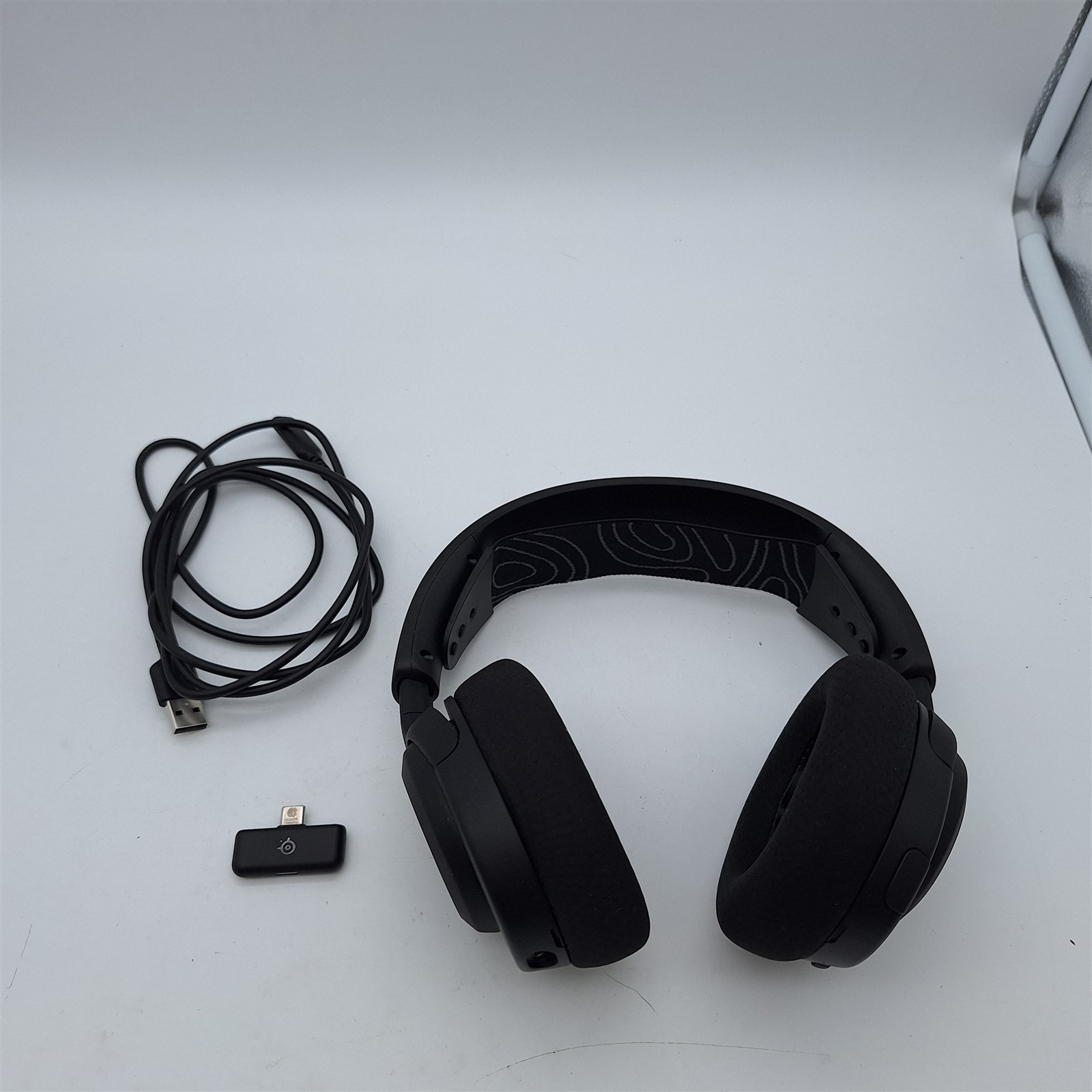 SteelSeries Arctis Nova 5 Wireless Multi-System Gaming Headset, Black
