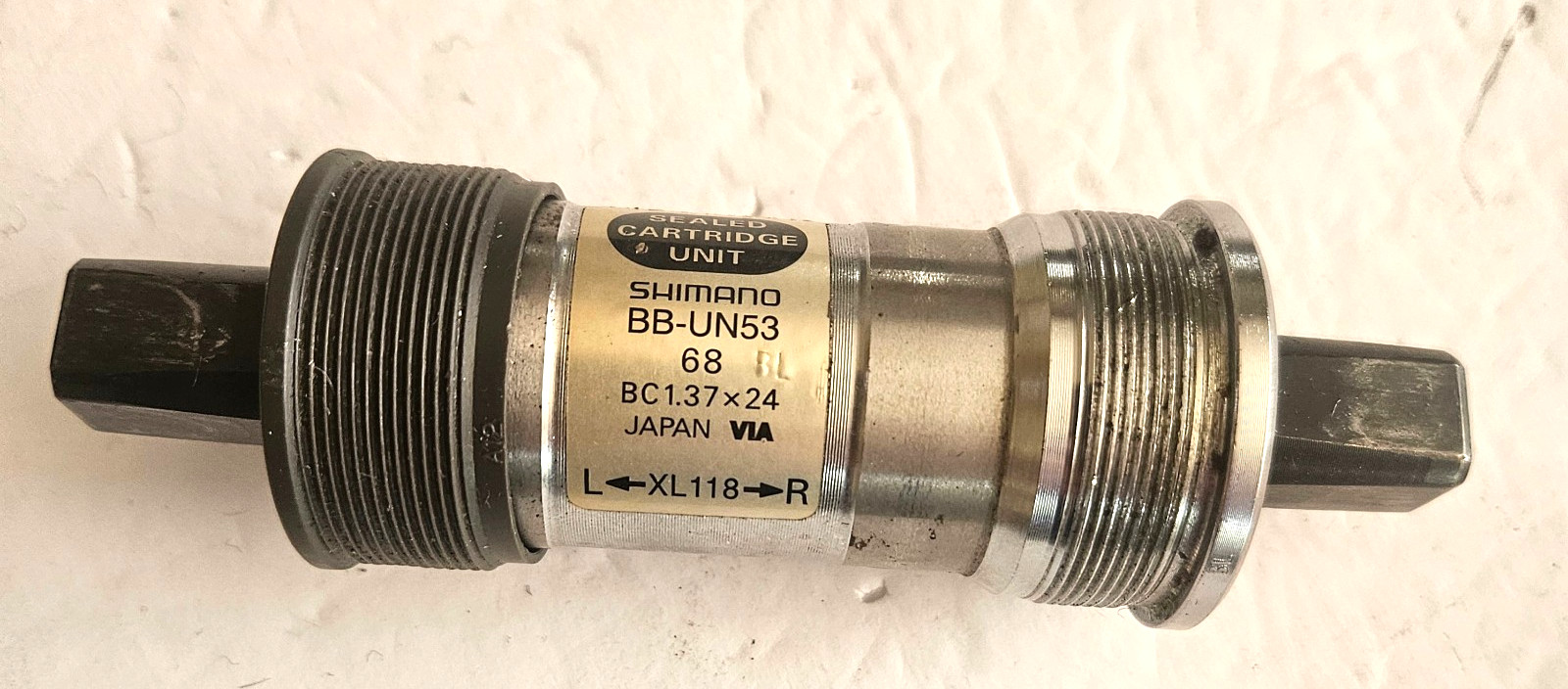 SHIMANO Square Taper Bottom Bracket,  BB53, 118mm--Triple, English Threads, Mint