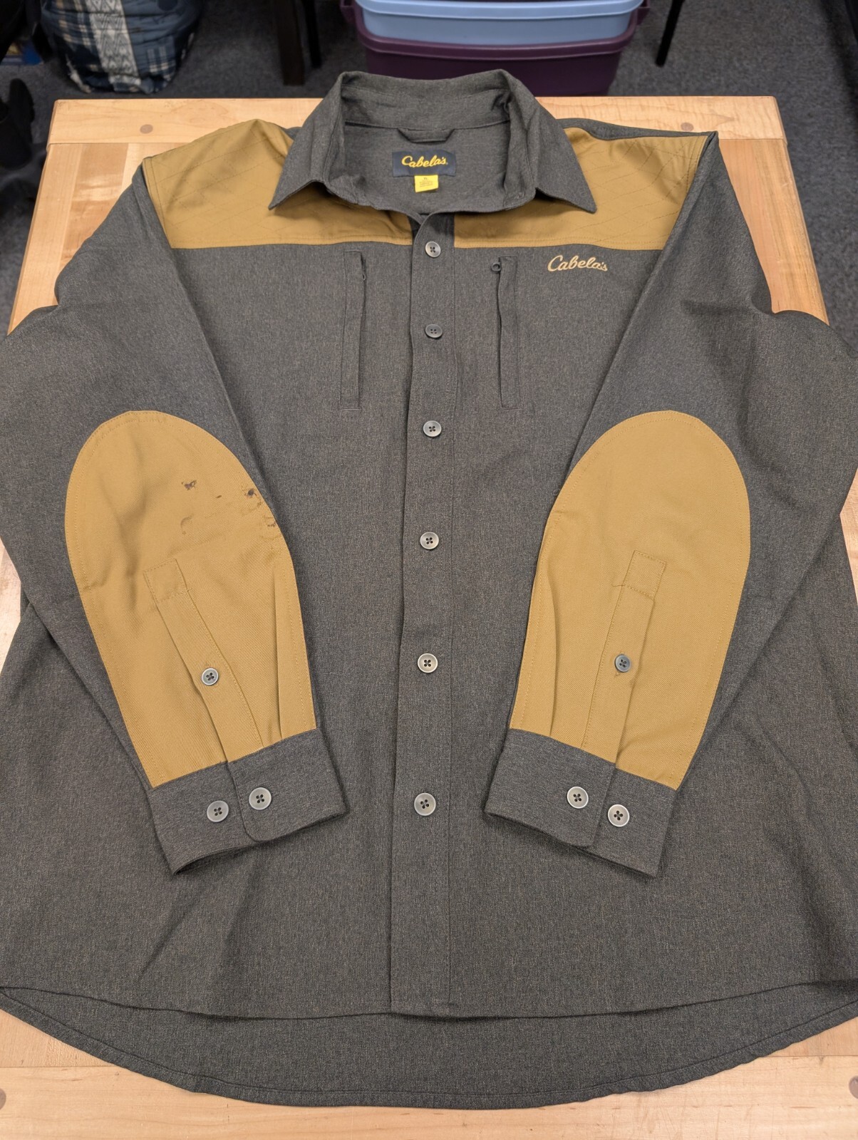 Cabela's Hunting Shirt Men's XL Gray Beluga w/ Gold Overlay STAINED
