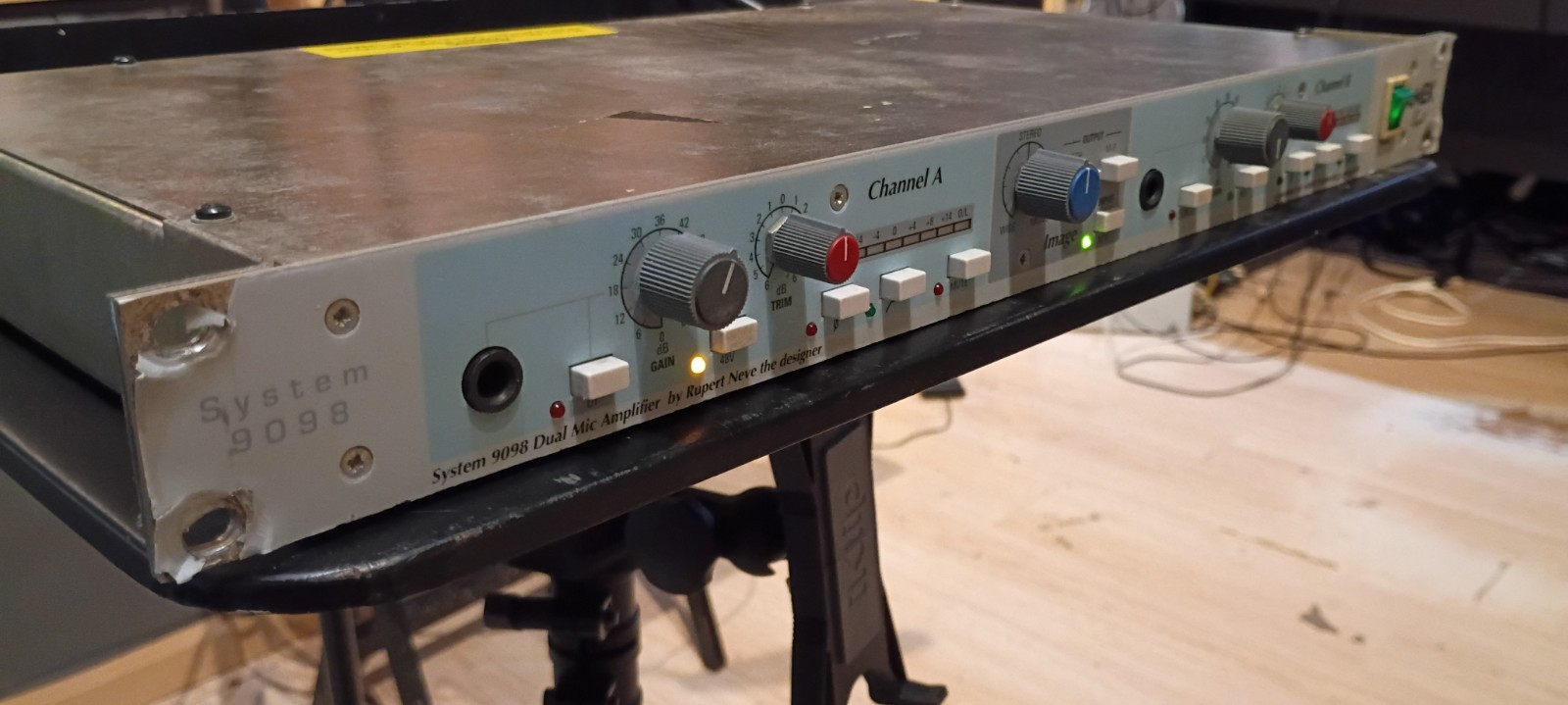 Amek dual pre system 9098