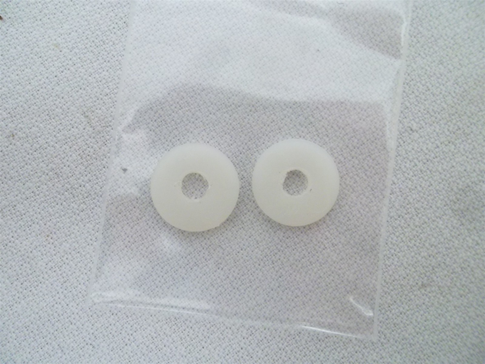 HALLICRAFTERS PART - ANTENNA BINDING POST SET w/ BLACK INSULATOR
