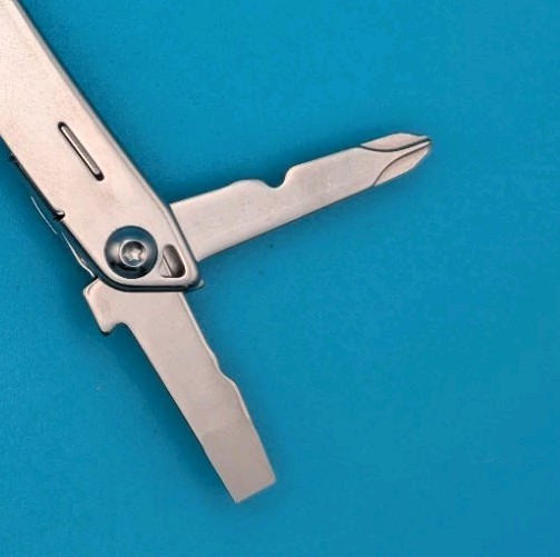 LEATHERMAN WINGMAN MULTI-TOOL! FAST SHIPPING!