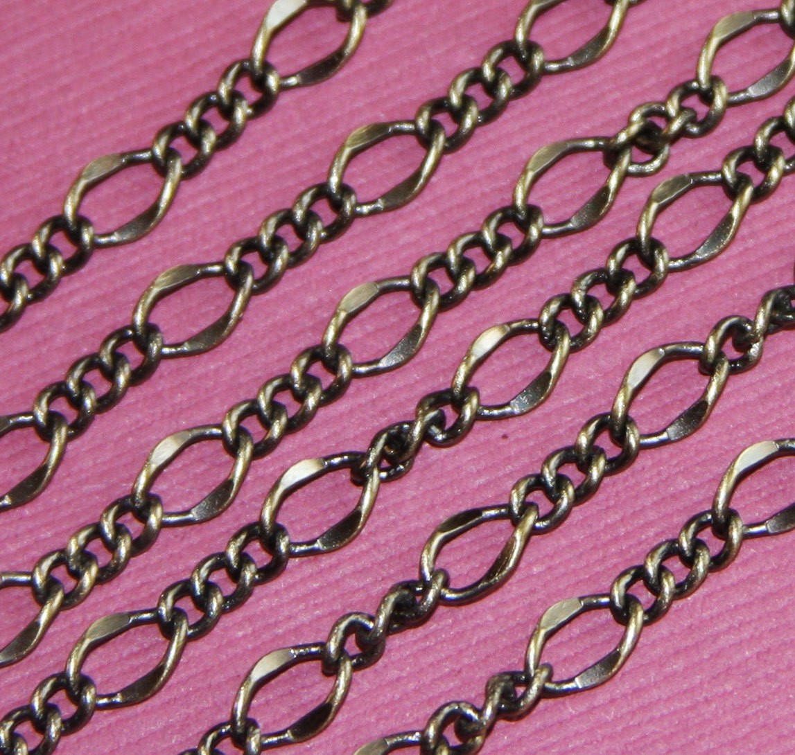 10ft of Antiqued Brass hammered Figaro chain 8x6mm