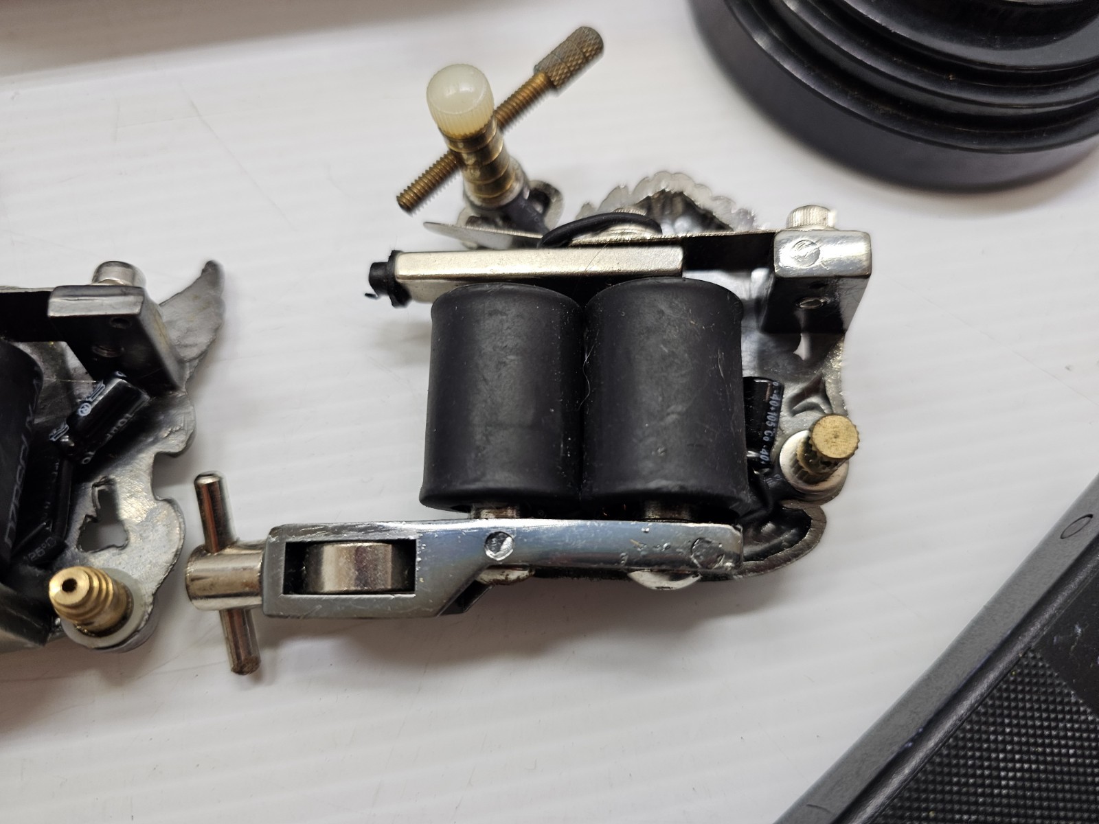 Pro Tattoo Machine Coil Gun Set w/ 2 Power Supplies & Cables – Skull & Dragon