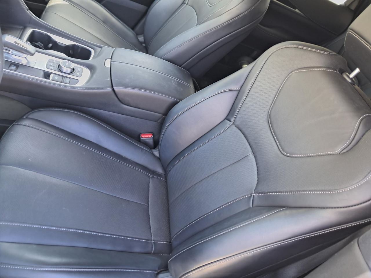 QX60 2023 Glove Box 4843420