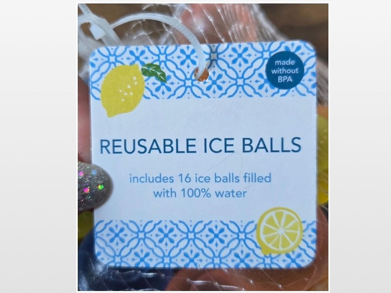 New Reusable Ice Cubes Round 16 Count Colorful NWT