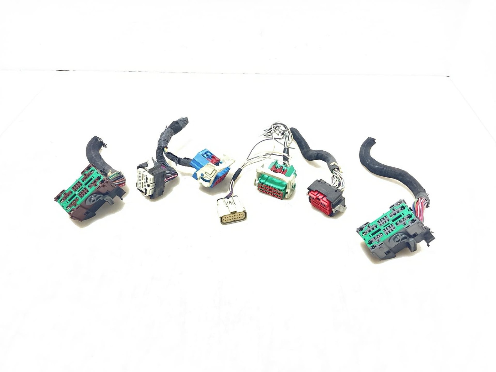 Jeep JK Wrangler OEM Stock TIPM Fuse Box Plugs Full Set w/Wires 2012-2017 015373
