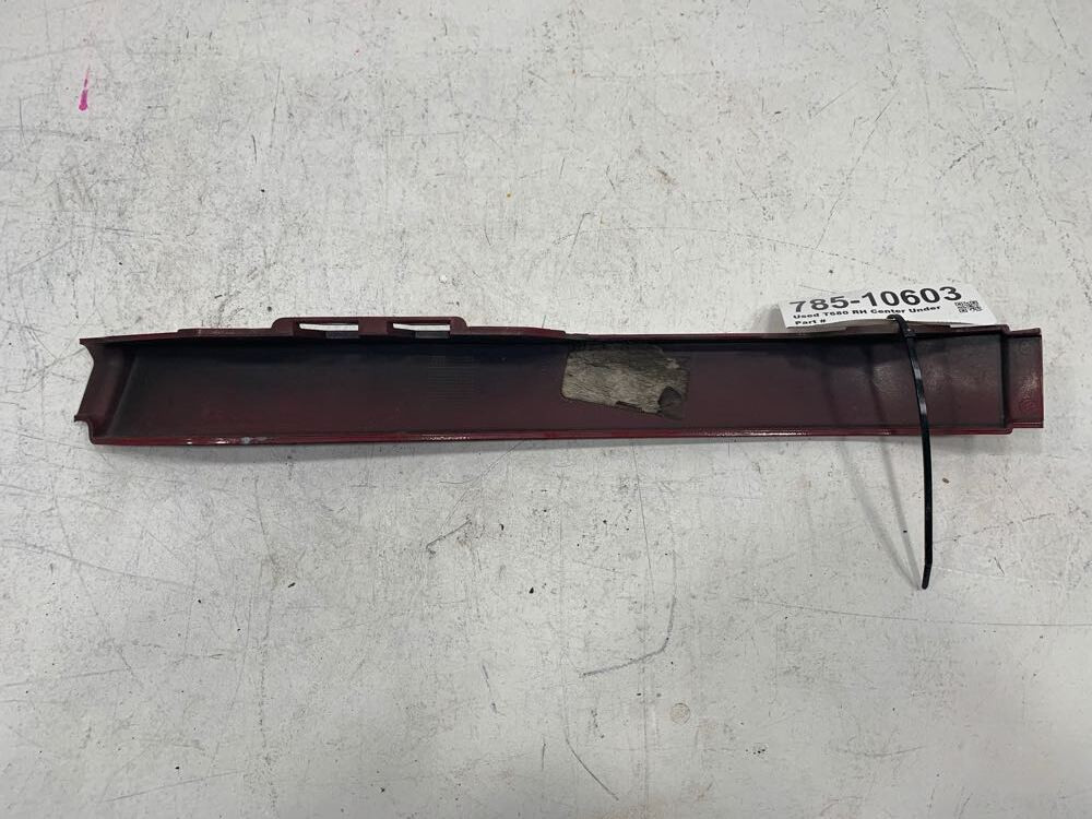 2016 Kenworth T680 Cab Exterior Trim Panel (785-10603)