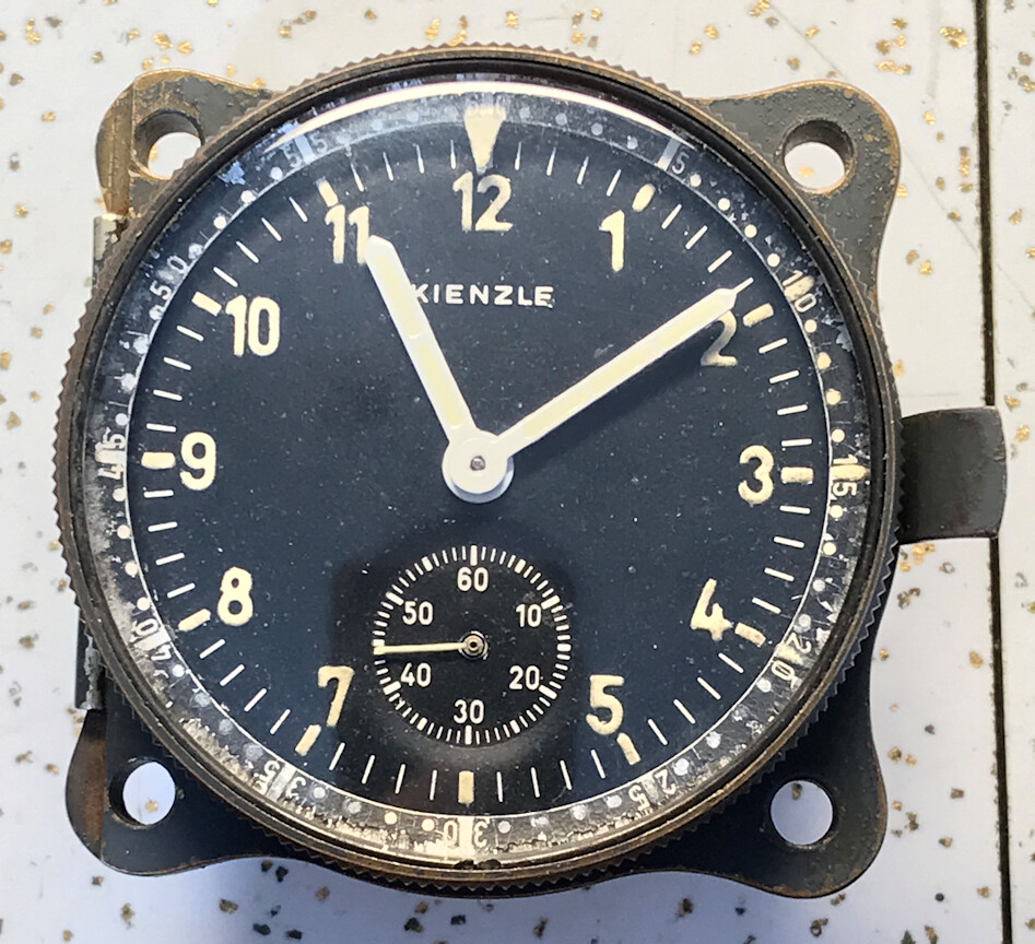 German Kienzle Early Model Brass Case BoUK2 FL23886-1 Aircraft Clock