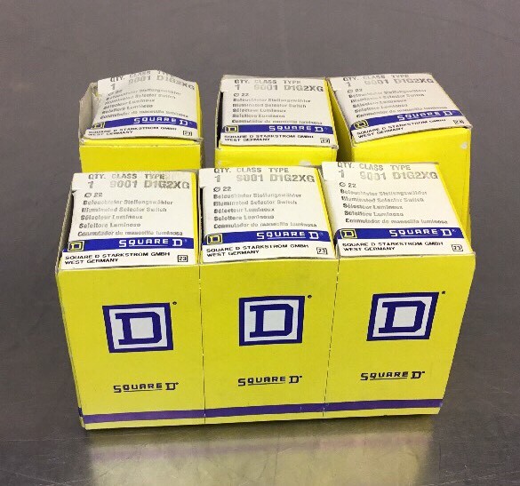 Square D D1G2XG Illuminated Selector Switch Class 9001.   Loc.4A