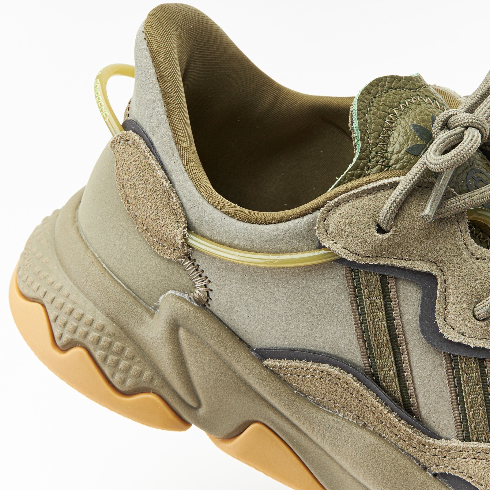 Adidas Originals Ozweego Men’s Sneaker Running Shoe Olive Athletic Trainers #461