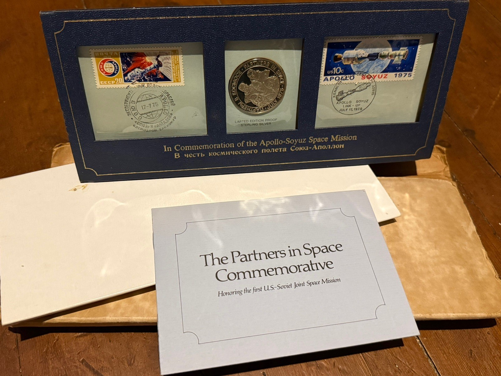 Partners In Space Commemorative Sterling Silver Coin & First Day Stamps 1975