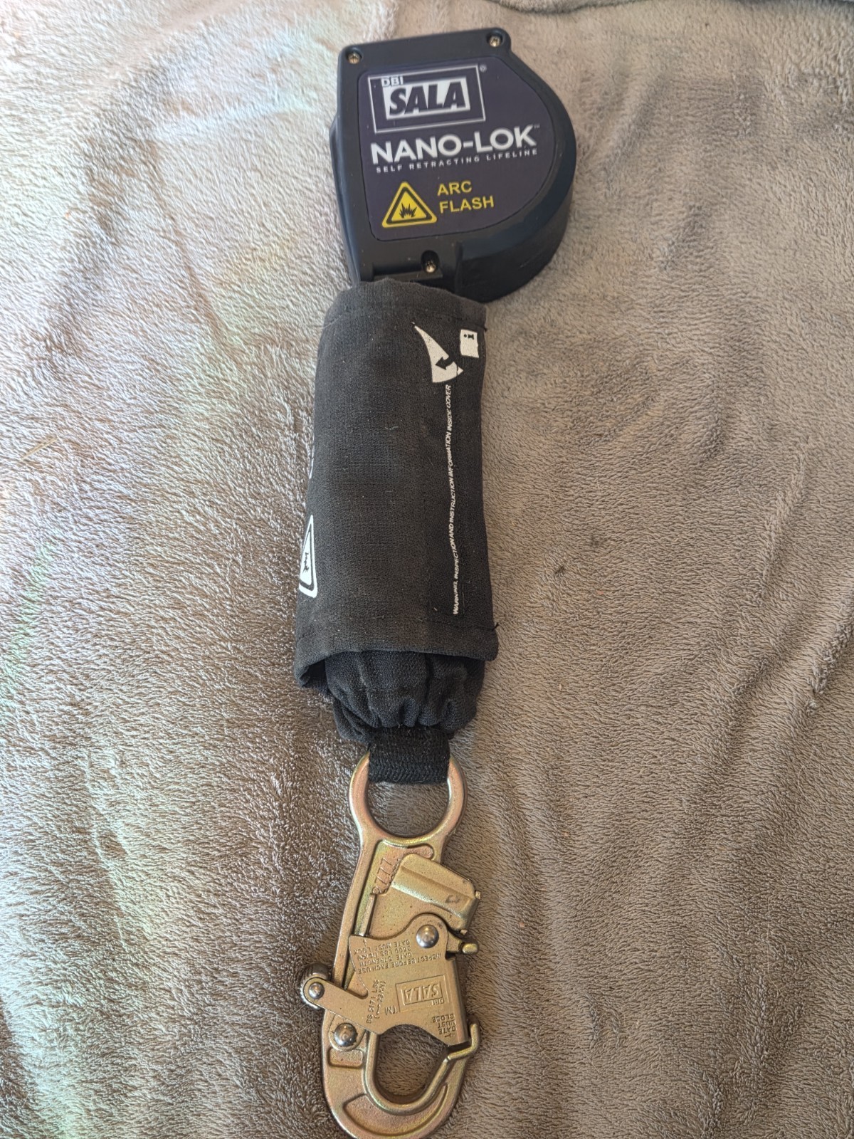 New DBI Sala Nano Lok Self Retracting Lifeline Arc Flash 8 Ft 3101534 3M