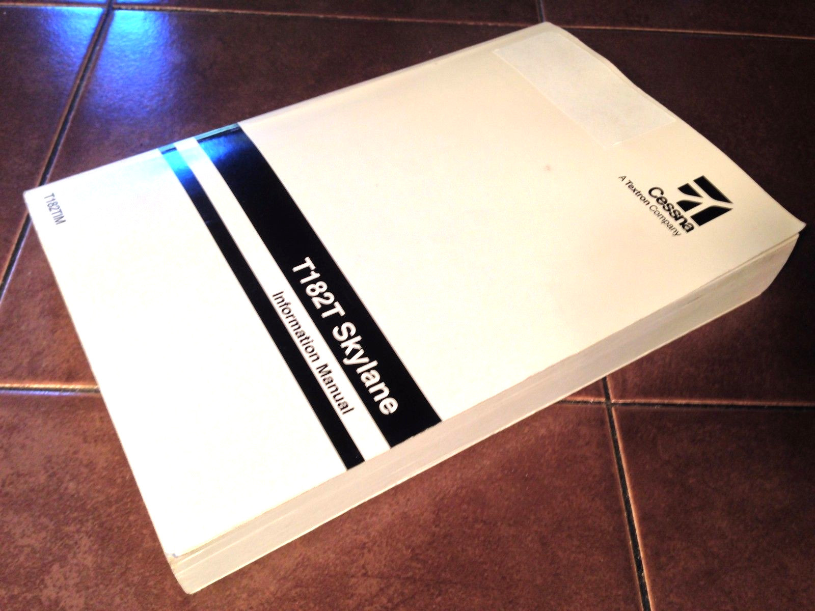 Cessna T182T Pilot's Information Manual