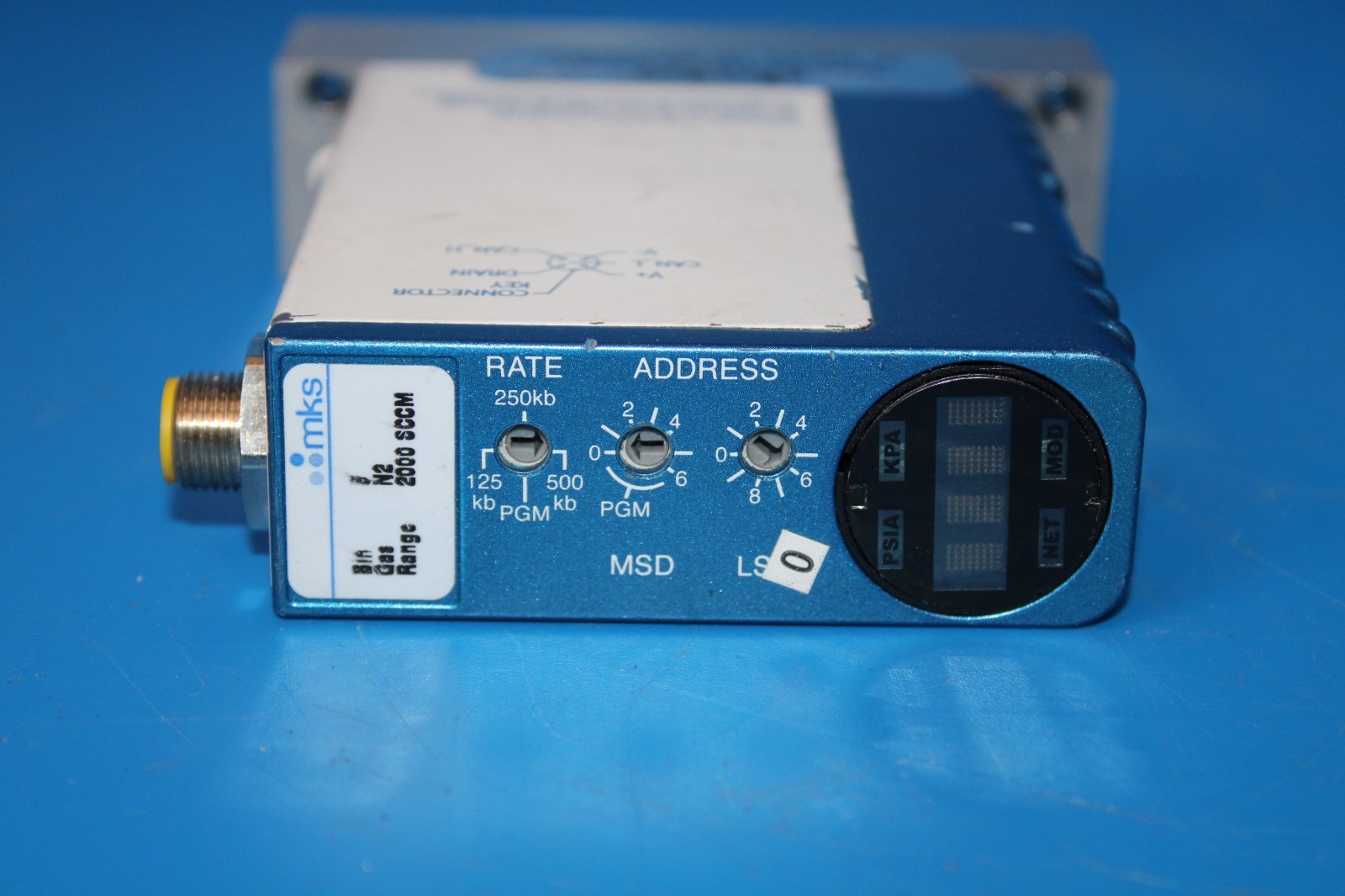 MKS Instruments πMFC Mass Flow Controller Gas :N2 Range 2000 SCCM
