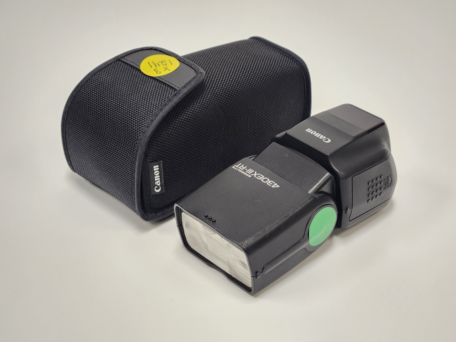 Canon Speedlite 430EX III-RT Shoe Mount Flash for EOS DSLRs w/ Case