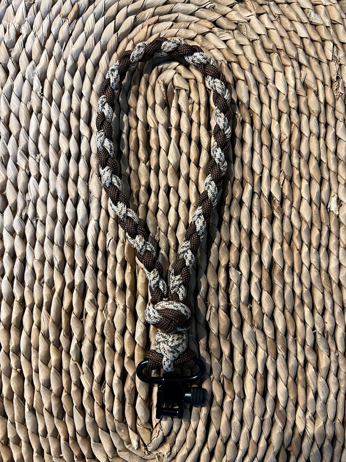 Shotgun Loop Hanger Paracord Tree Stand Sand Camo & Walnut