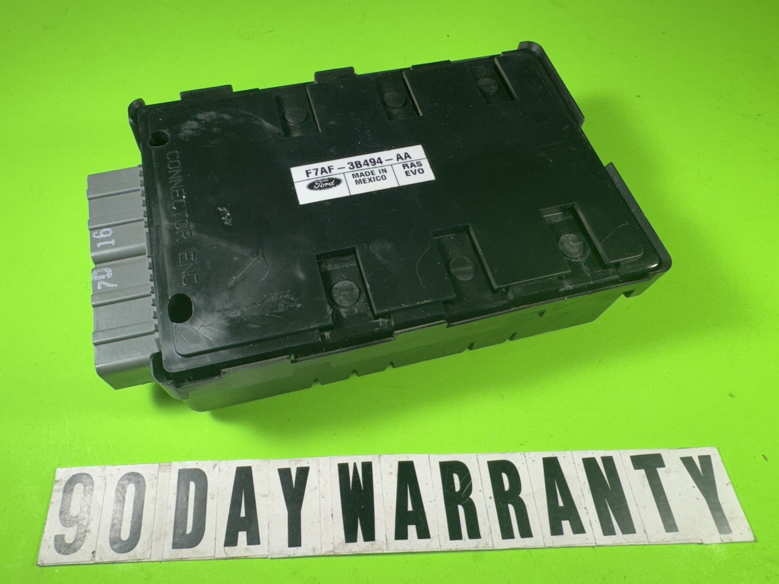 96 97 98 LINCOLN TOWN CAR AIR SUSPENTION CONTROL MODULE F7AF-3B494-AA OEM