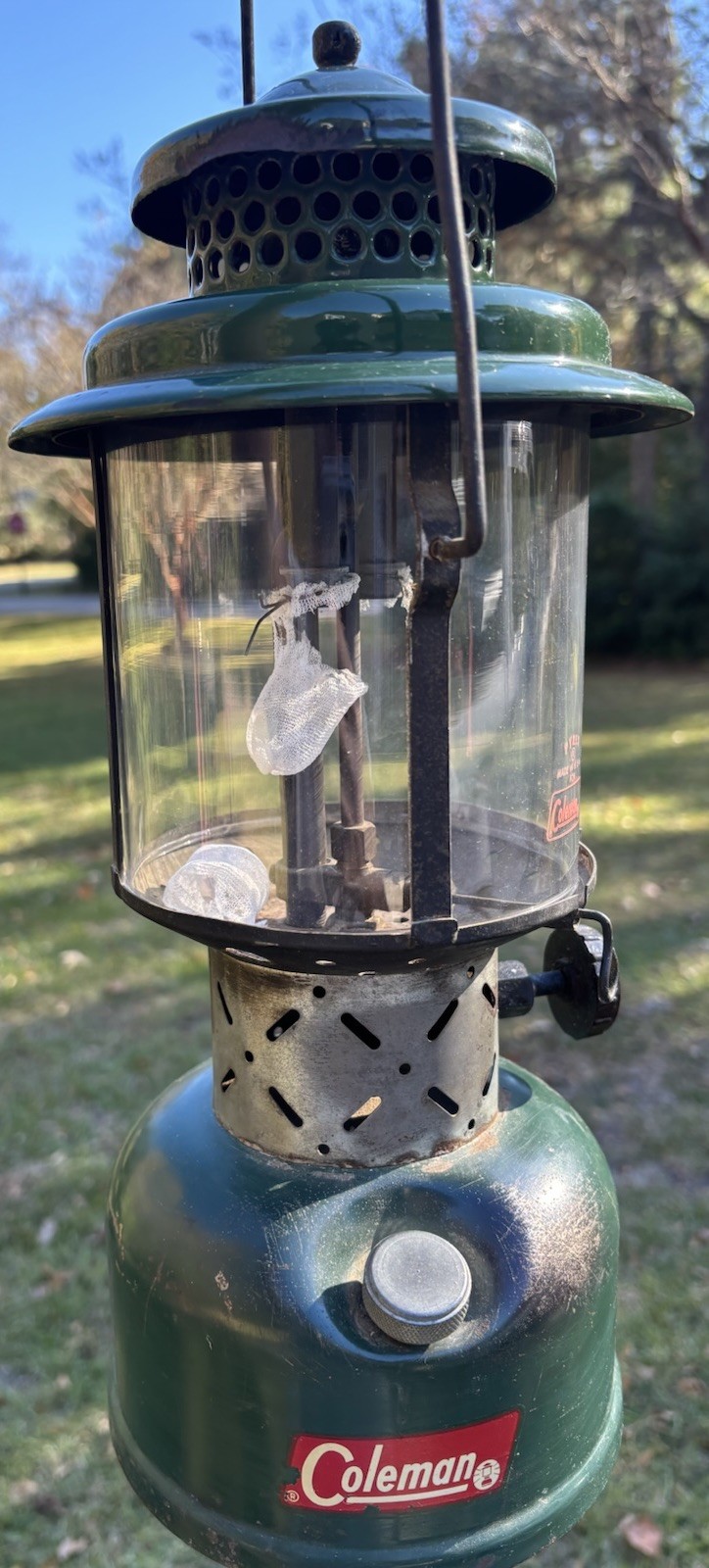 Vintage Coleman Double Mantle Lantern Dated 10/1962