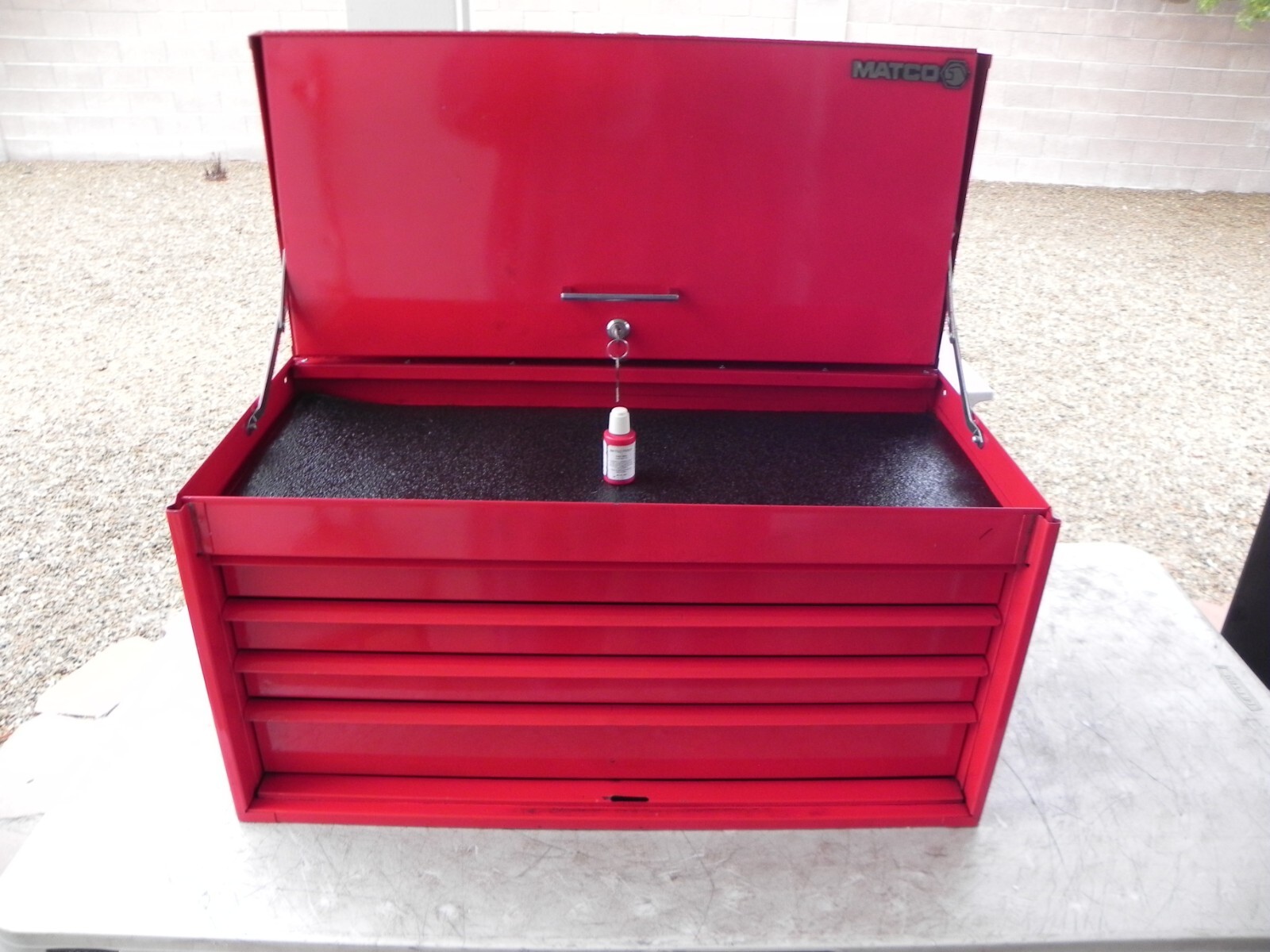 Matco Tools 4 Drawer Heavy Duty Flip Top Chest Fire Red 2 Keys (Super Rare)