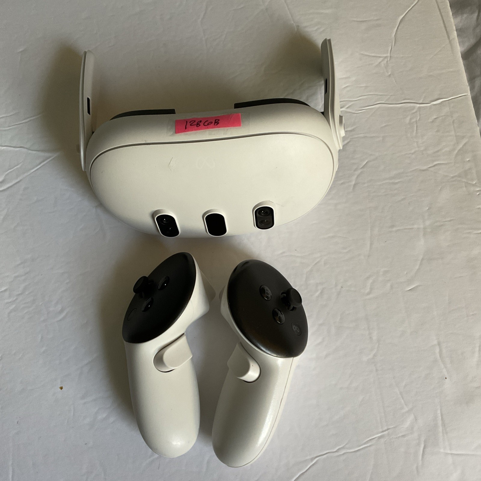 Meta Quest 3 128GB VR Headset With Controllers